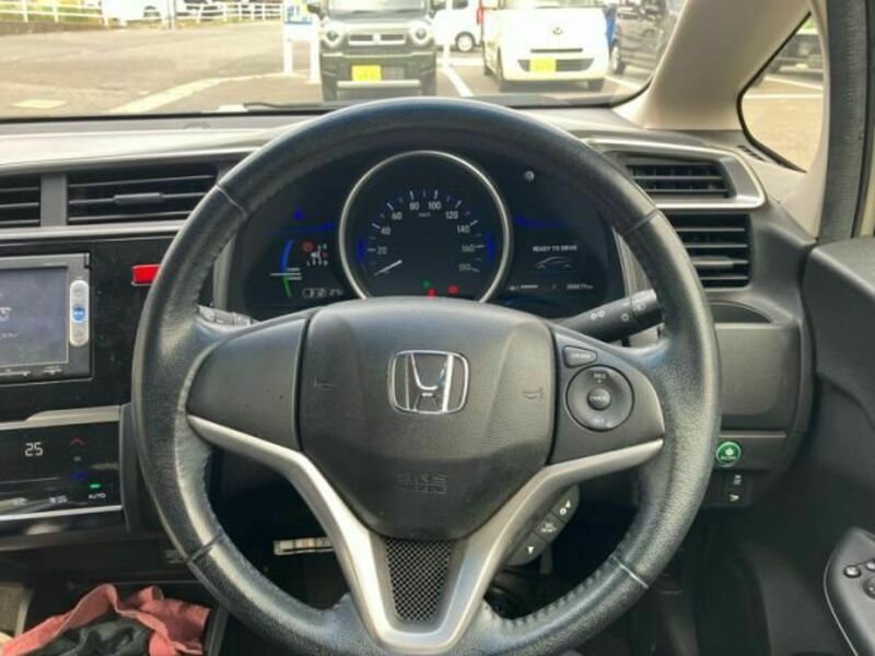 FIT HYBRID