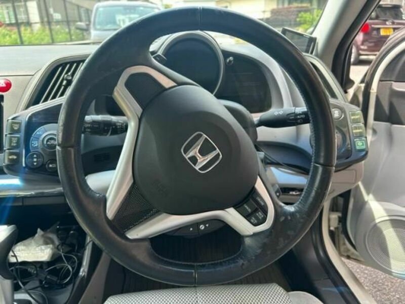 CR-Z