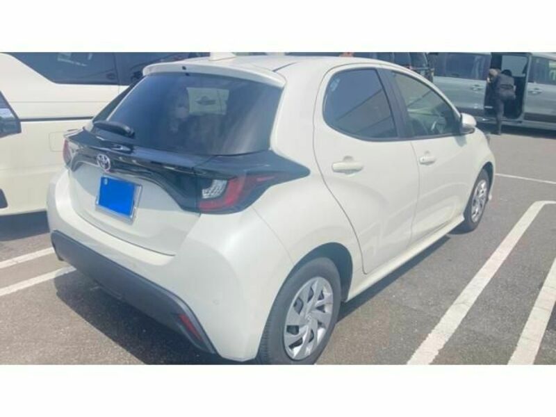 YARIS-5