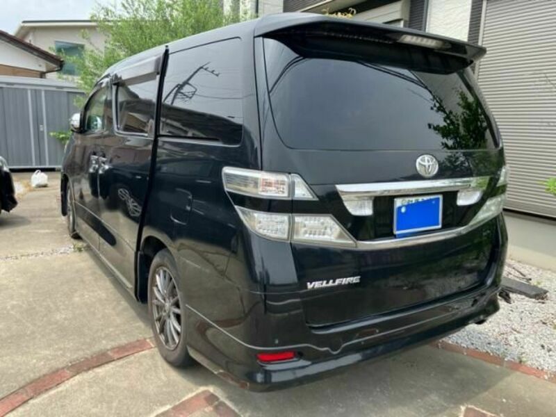 VELLFIRE