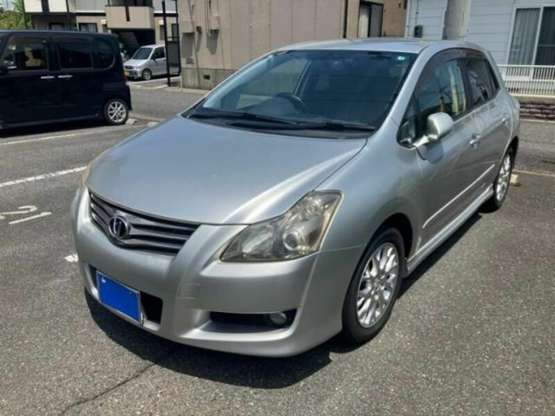 TOYOTA BLADE