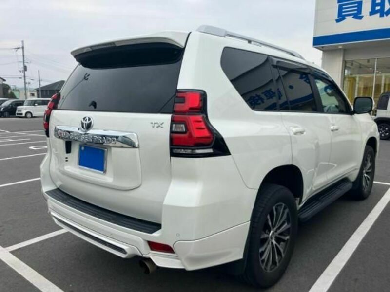 LAND CRUISER PRADO-3
