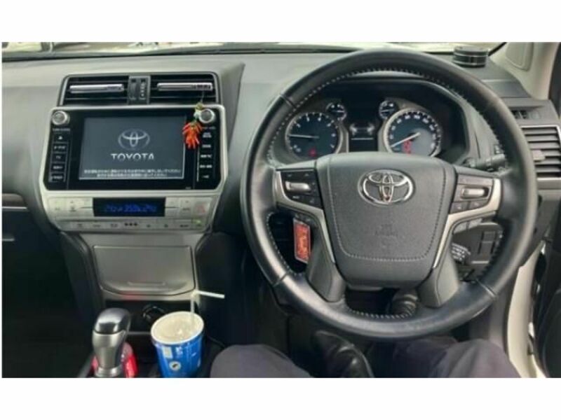 LAND CRUISER PRADO-16