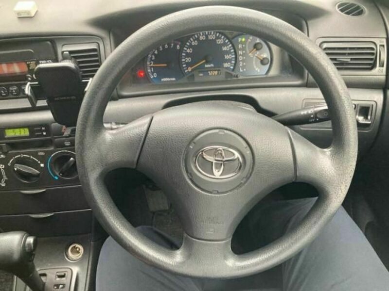 COROLLA FIELDER