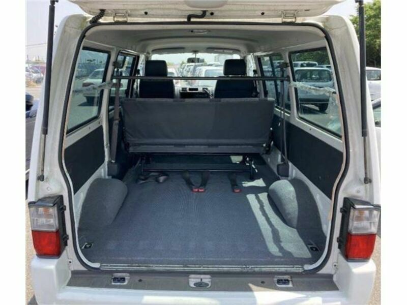BONGO VAN