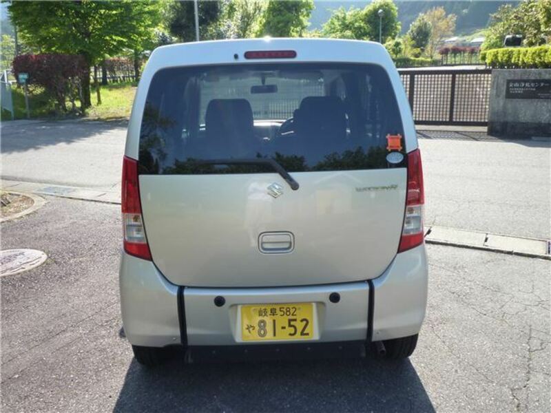 WAGON R