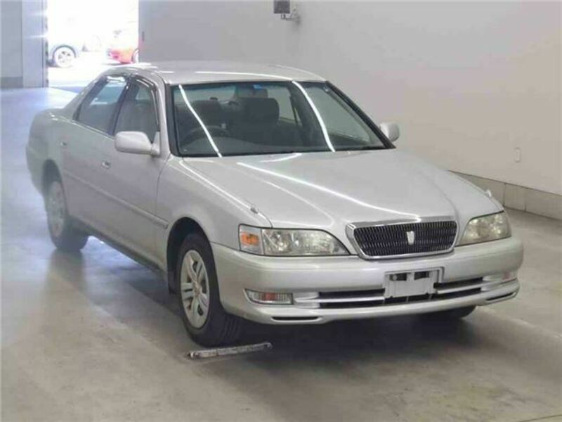 TOYOTA CRESTA