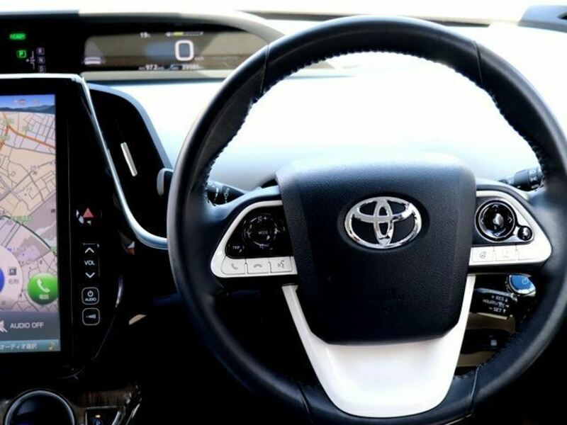 PRIUS PHV