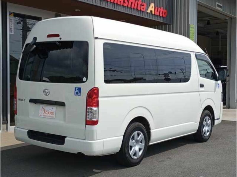 HIACE VAN