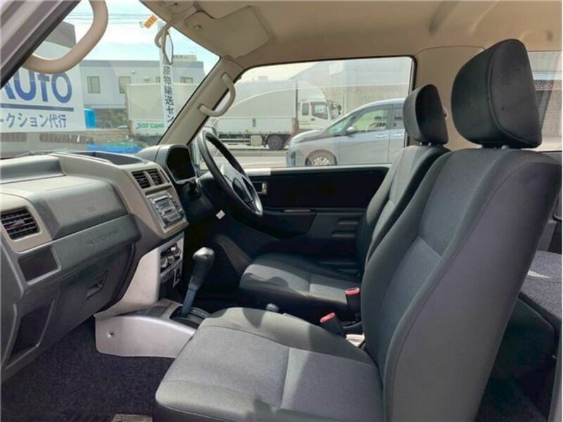 PAJERO MINI