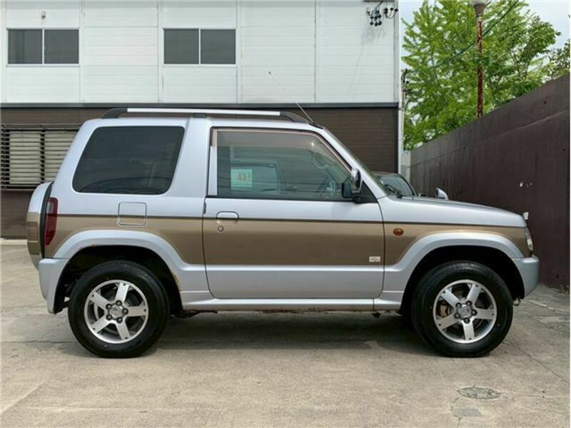 PAJERO MINI