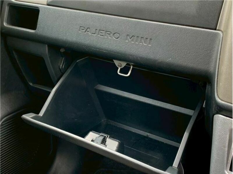 PAJERO MINI