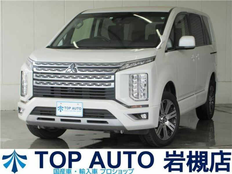 MITSUBISHI　DELICA D5