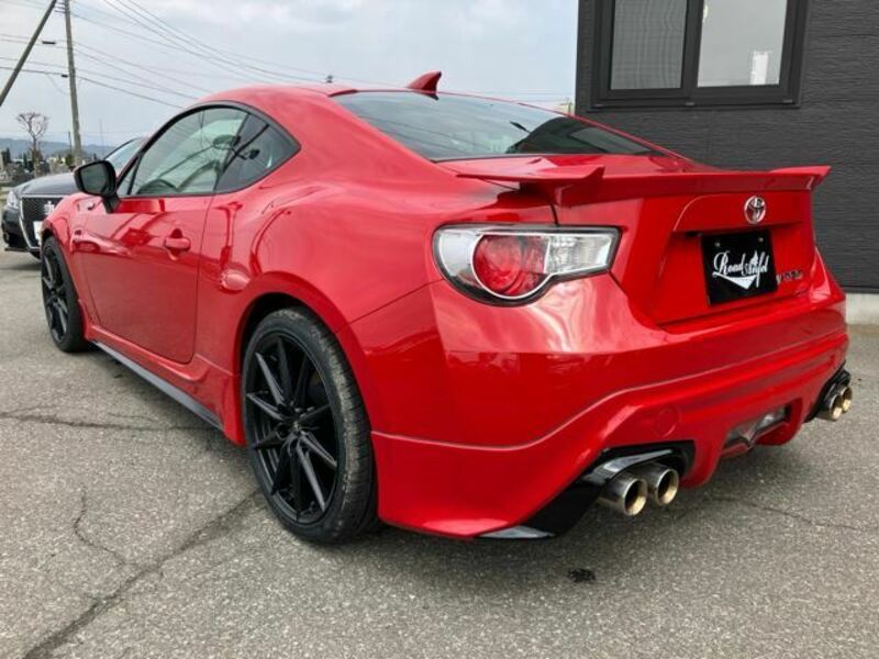 86