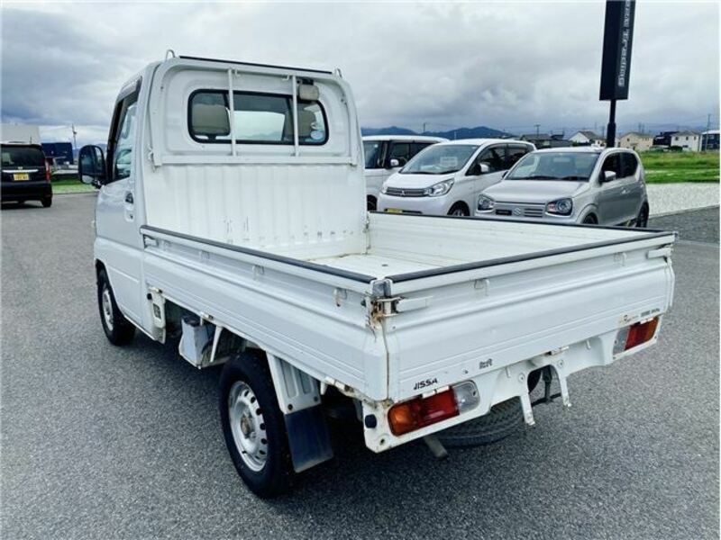 CLIPPER TRUCK-1