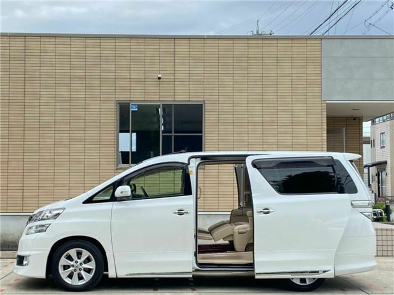 VELLFIRE