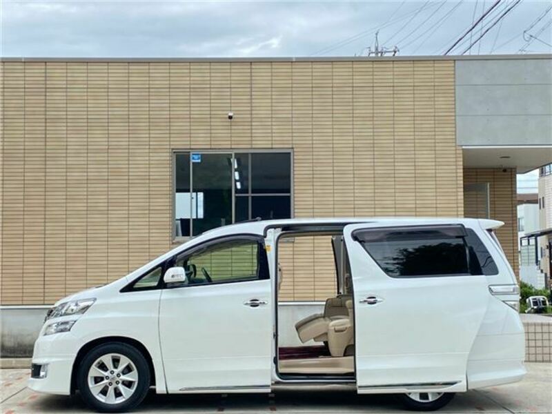 VELLFIRE
