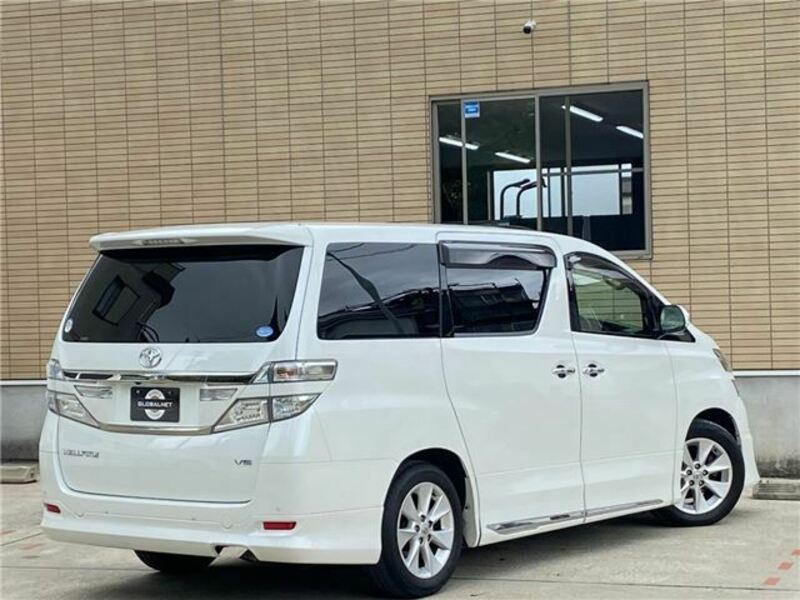 VELLFIRE