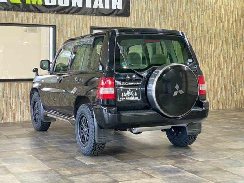 PAJERO IO