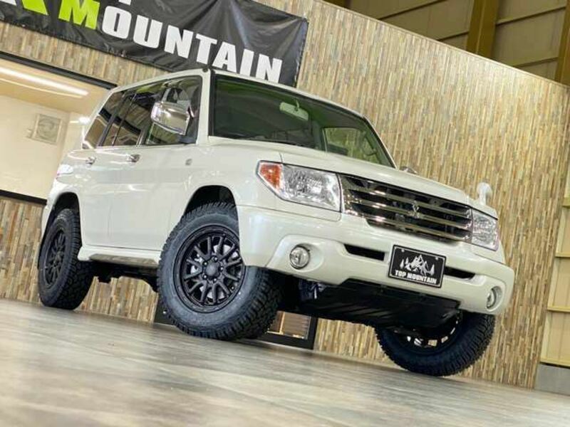 PAJERO IO