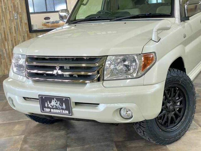 PAJERO IO
