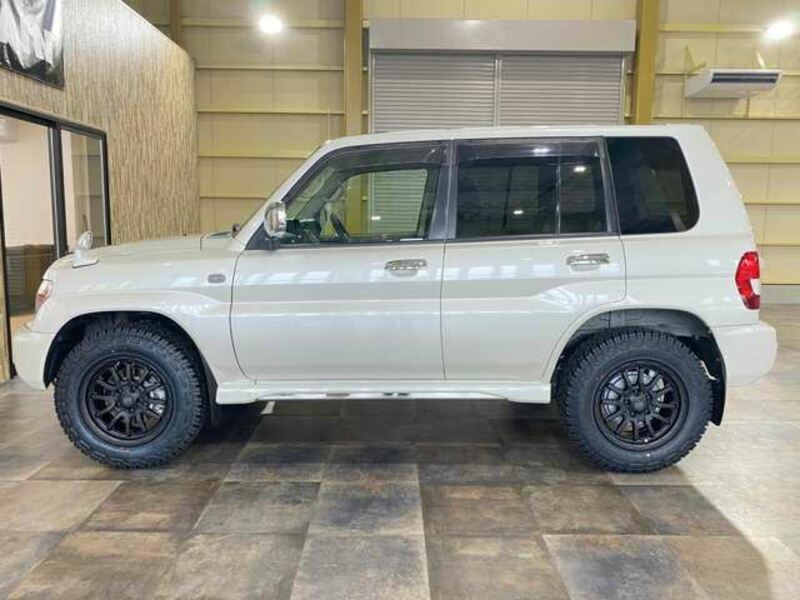 PAJERO IO