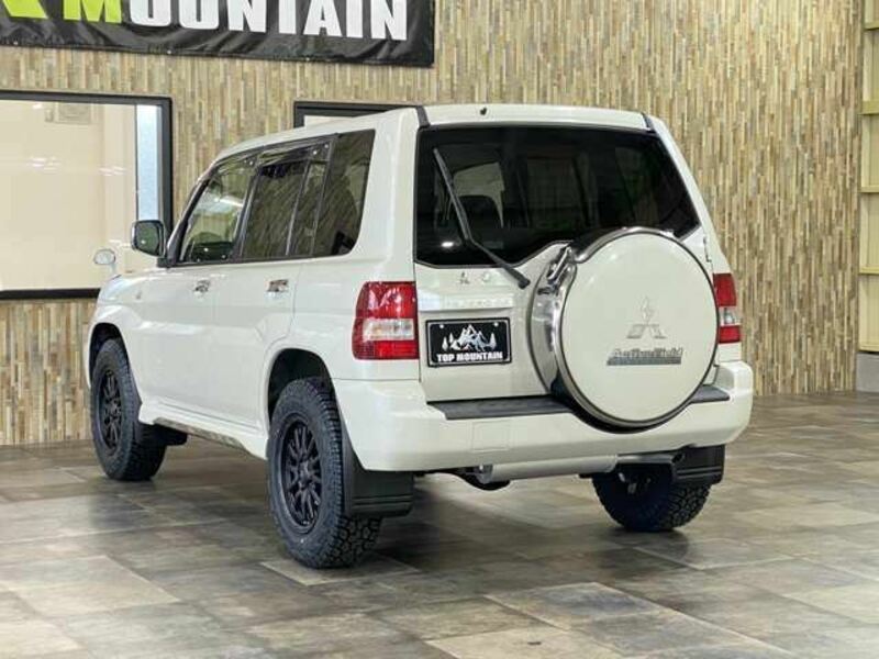 PAJERO IO