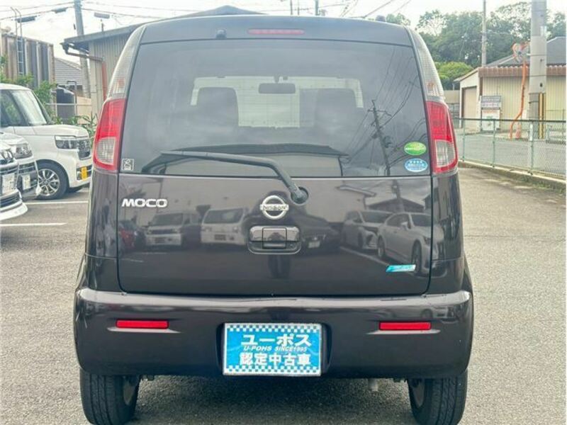 MOCO-8