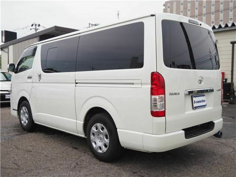 HIACE