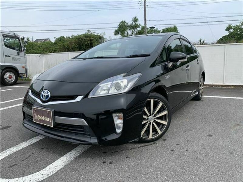 TOYOTA PRIUS PHV