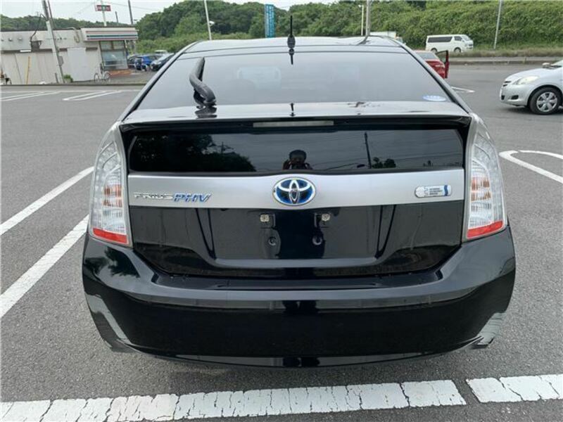 PRIUS PHV