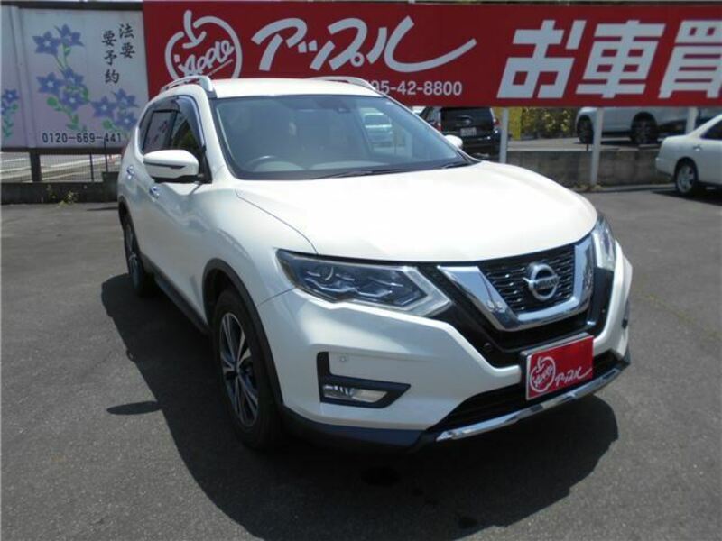 X-TRAIL