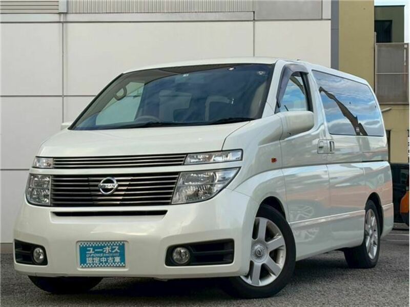 NISSAN　ELGRAND