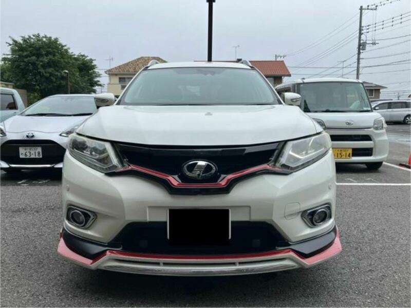 X-TRAIL