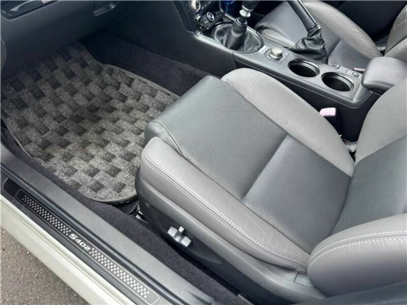 LEGACY B4