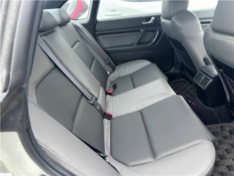 LEGACY B4