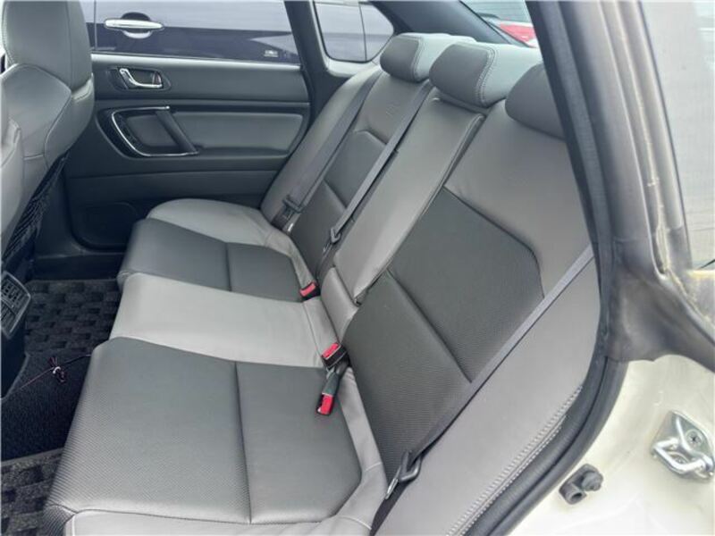 LEGACY B4