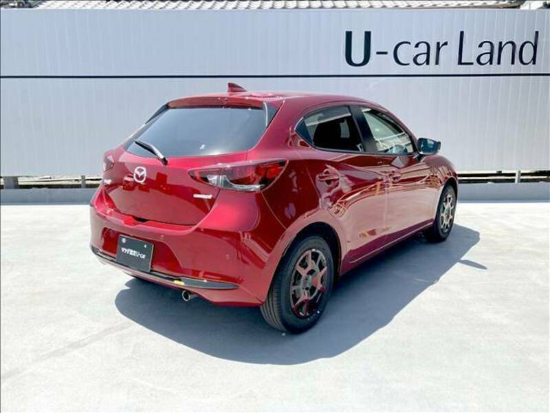 MAZDA2