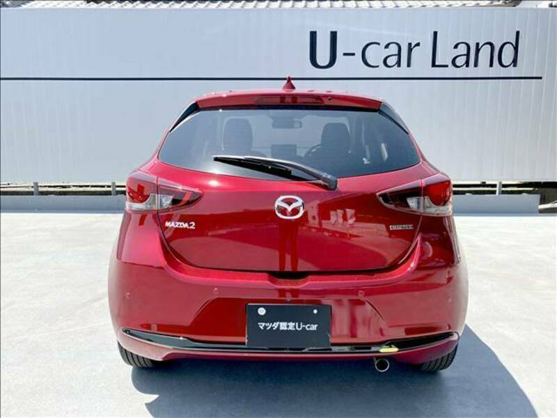 MAZDA2