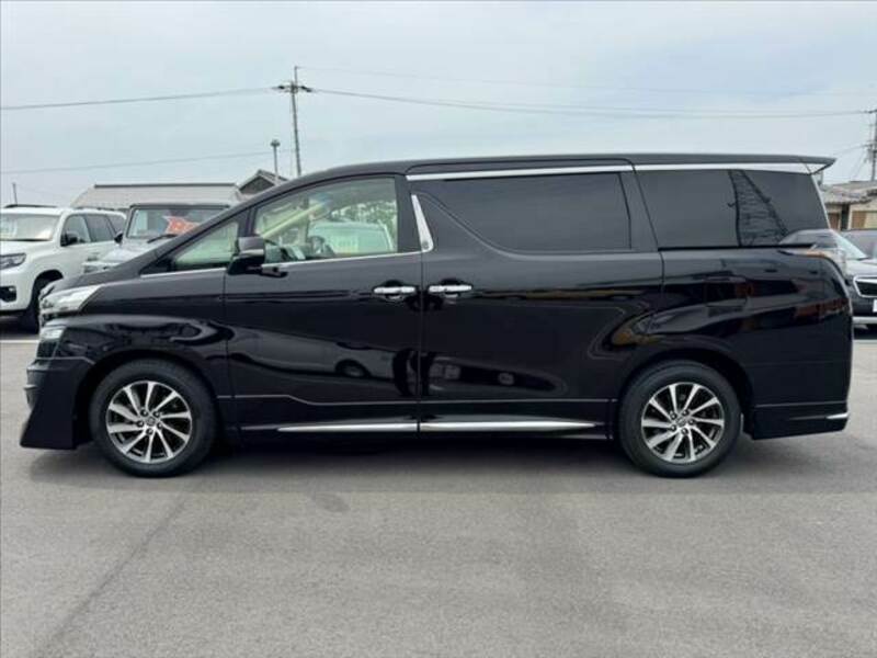 VELLFIRE-11