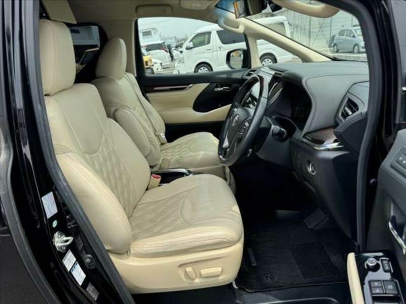 VELLFIRE-15
