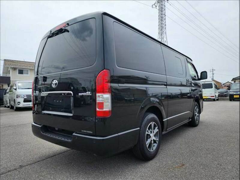 HIACE VAN