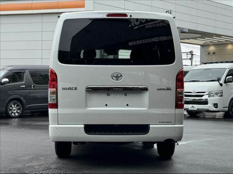 HIACE VAN
