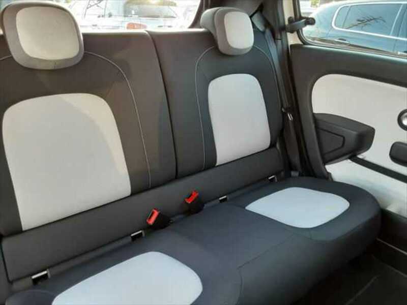 TWINGO
