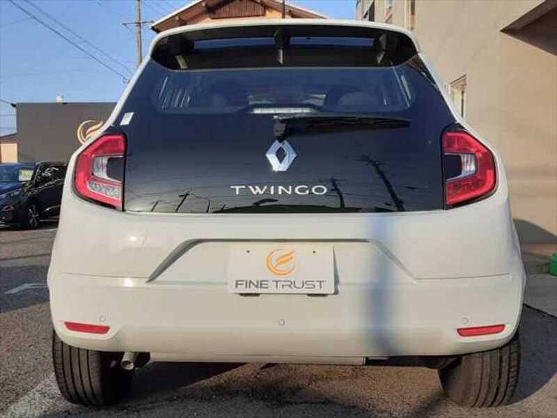 TWINGO
