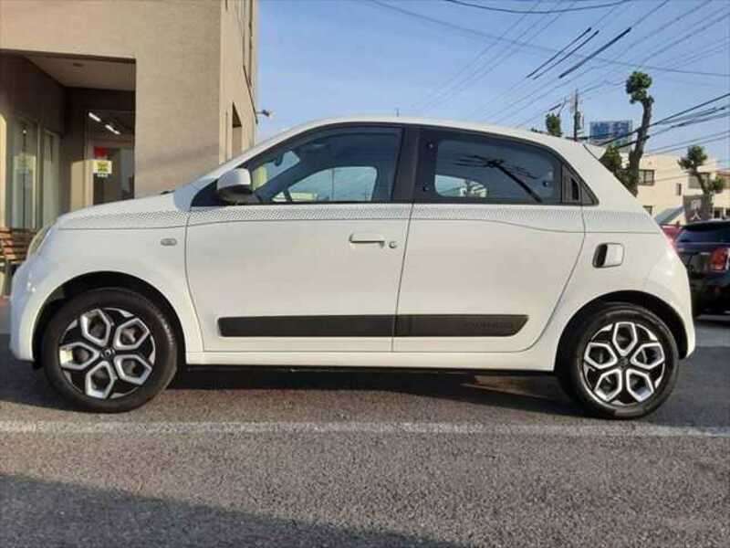 TWINGO