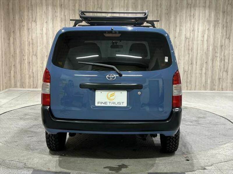 SUCCEED VAN