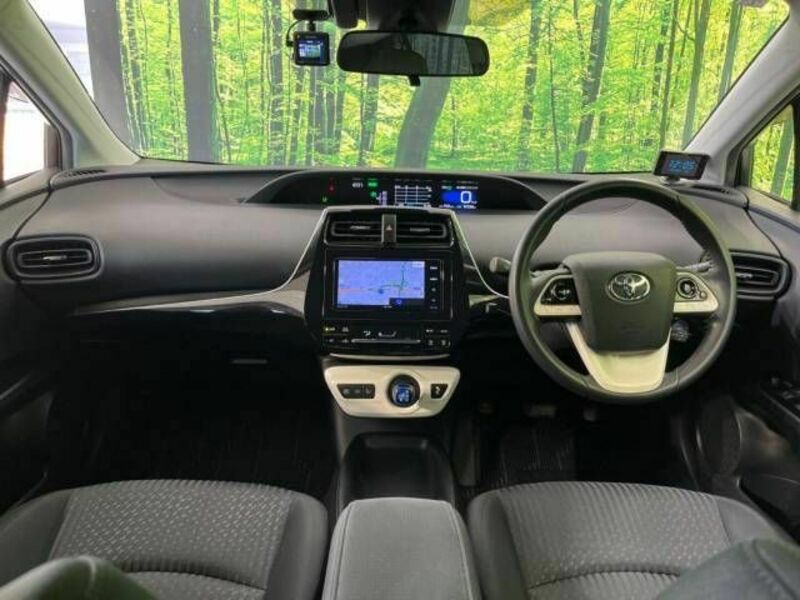 PRIUS-1