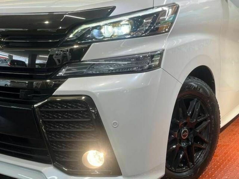 VELLFIRE-12