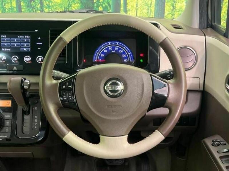 MOCO-10